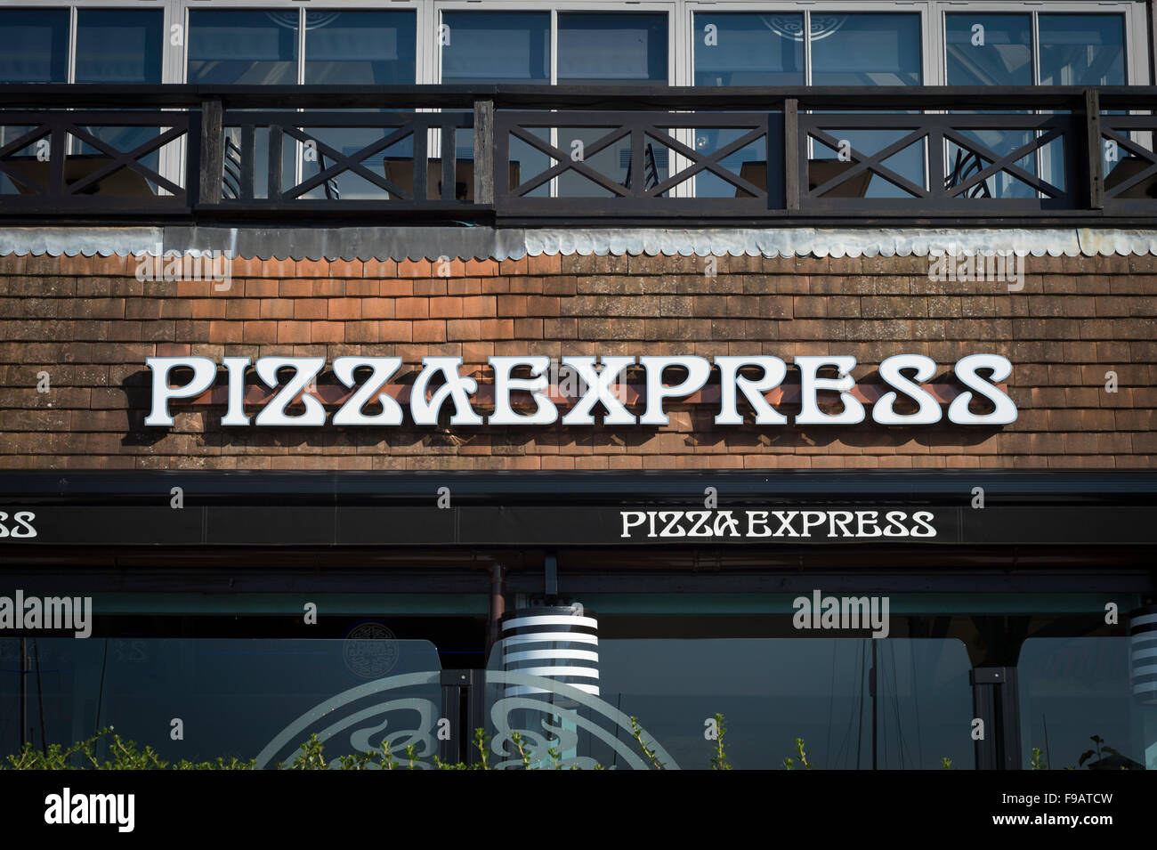 Segno al di fuori di un Pizza Express ristorante Foto Stock