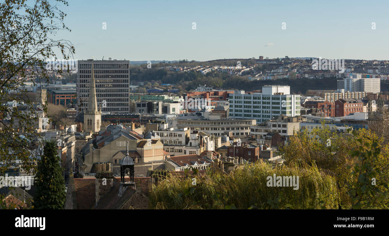 Visualizzare nel centro storico della città di Bristol dal campus universitario area. Foto Stock