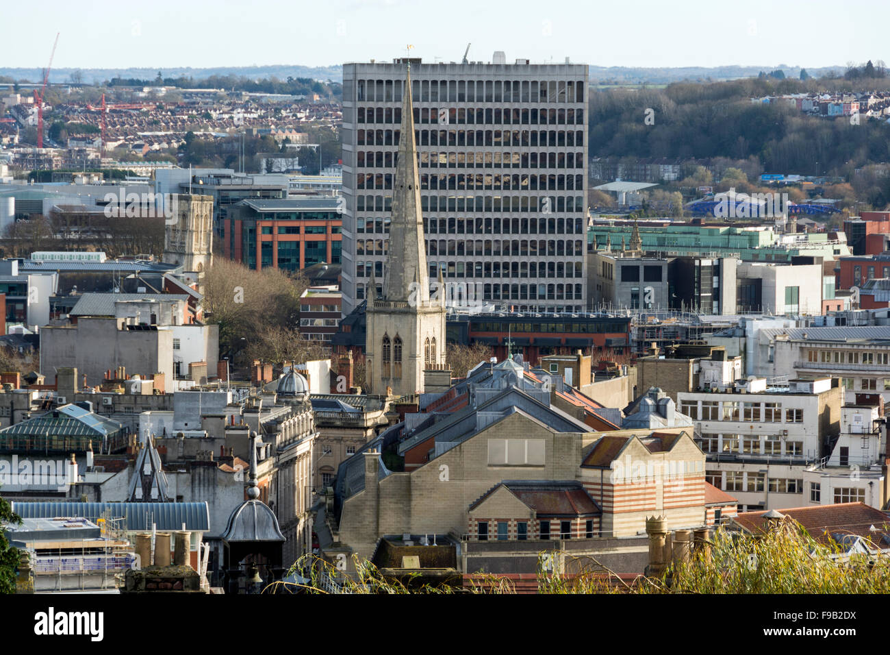 Visualizzare nel centro storico della città di Bristol dal campus universitario area. Foto Stock