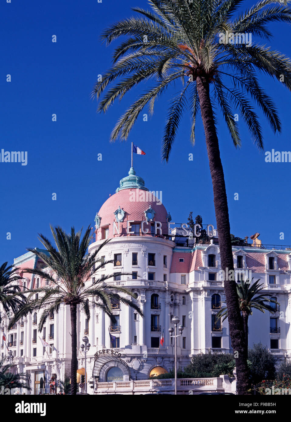 Promenade des Anglais e l'Hotel Negresco, Nizza Cote d'Azur, Costa Azzurra, Francia Foto Stock