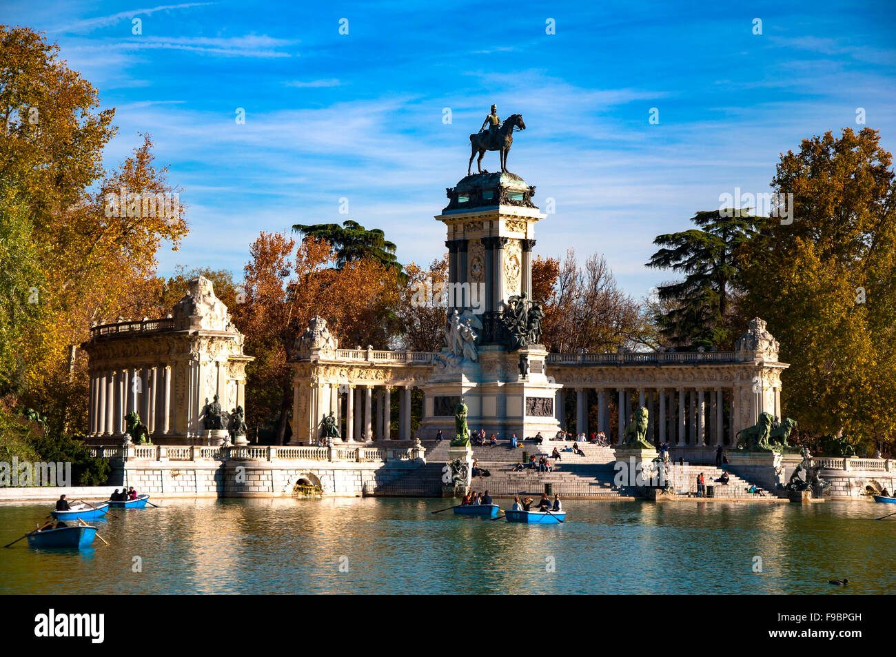 Monumento al re Alfonso XII, Buen Retiro Park,, Madrid Spagna Foto Stock