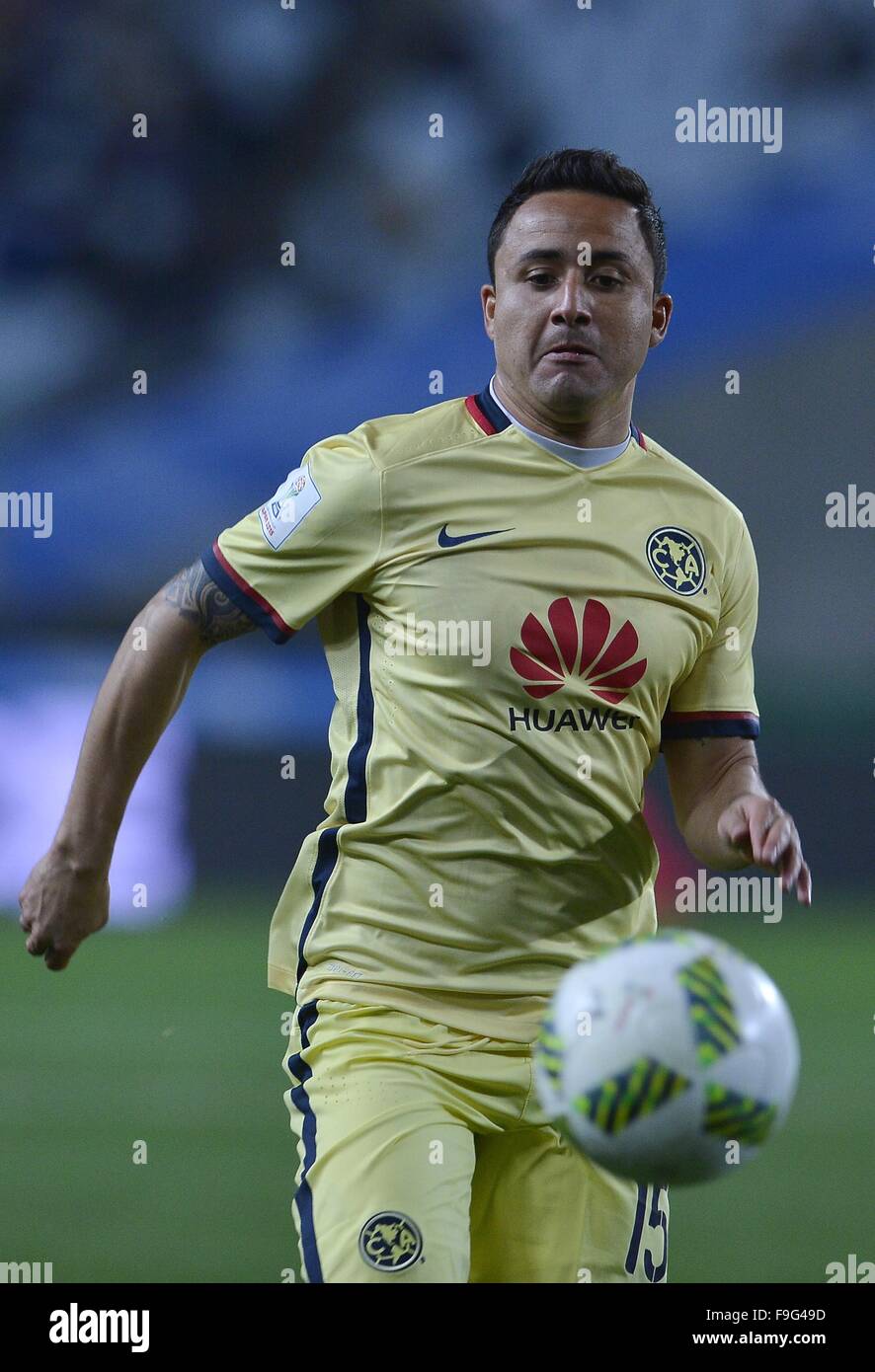 Dic. 16, 2015 - Osaka Kansai, Giappone - Club America defender OSMAR MARES durante il confronto tra TP. Mazembe vs Club America a Nagai Stadium di Osaka. (Credito Immagine: © Marcio Machado via ZUMA filo) Foto Stock