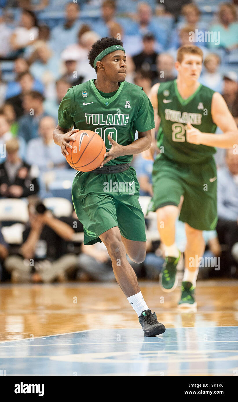 Dic. 16, 2015 - Chapel Hill, North Carolina; U.S. - Tulane Onda Verde (10) VON JULIEN come l'università di North Carolina Tarheels sconfiggere la Tulane Onda Verde con un punteggio finale di 96 - 72 come hanno giocato mens college basketball presso il Dean Smith Center situato a Chapel Hill. Copyright 2015 Jason Moore. © Jason Moore/ZUMA filo/Alamy Live News Foto Stock