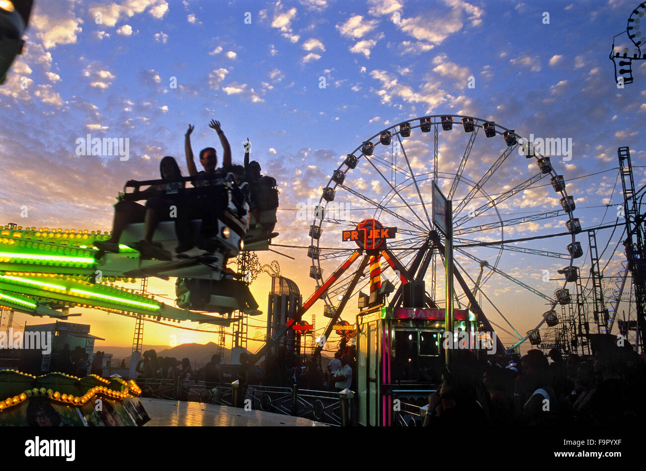 Feria di Granada. Fiera, durante CorpusChristi.grande ruota in fiera,Granada, Andalusia, Spagna Foto Stock