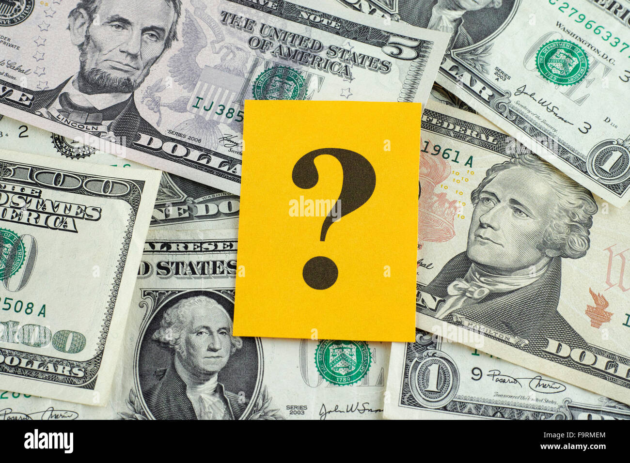 Punto interrogativo sul dollaro banconote. Foto Stock