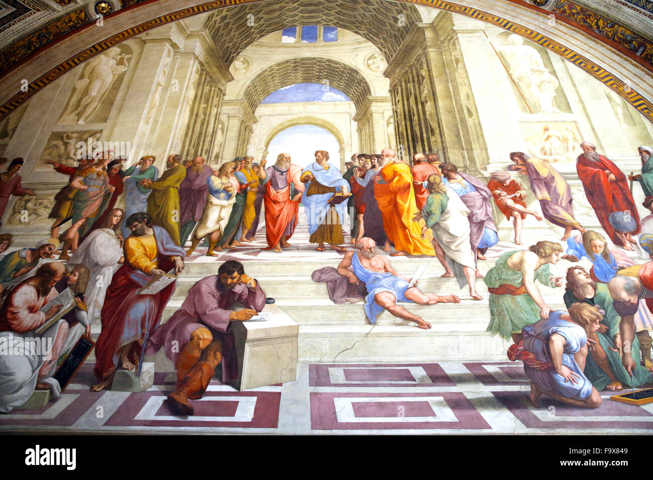 Stanza della Segnatura nei Musei Vaticani. Foto Stock