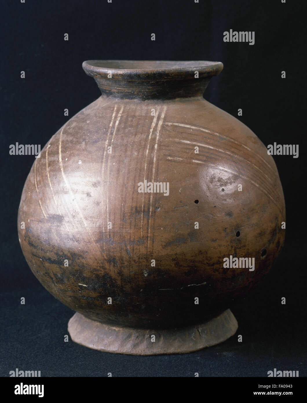 Arte precolombiana Pre-Incan. Cosanga o Pazaleo Cultura (700-1500 AD). Dall'Ecuador. Vaso in ceramica. 24 x 24 cm (diametro). Collezione privata. Foto Stock