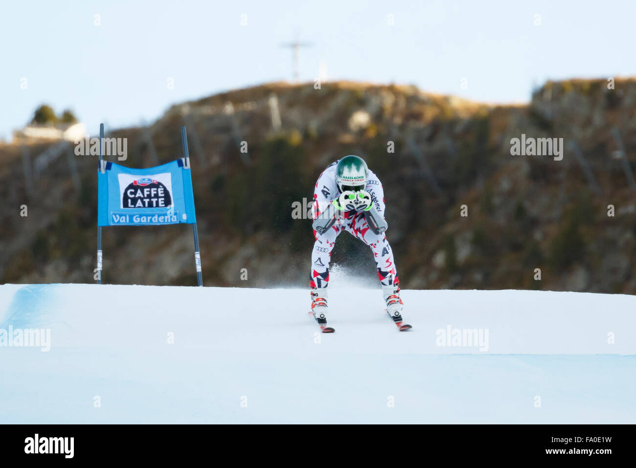 La Val Gardena, Italia 18 dicembre 2015. Otmar STRIEDINGER (Aut) competere nel Audi FIS Coppa del Mondo di Sci Alpino Super-G gara Foto Stock
