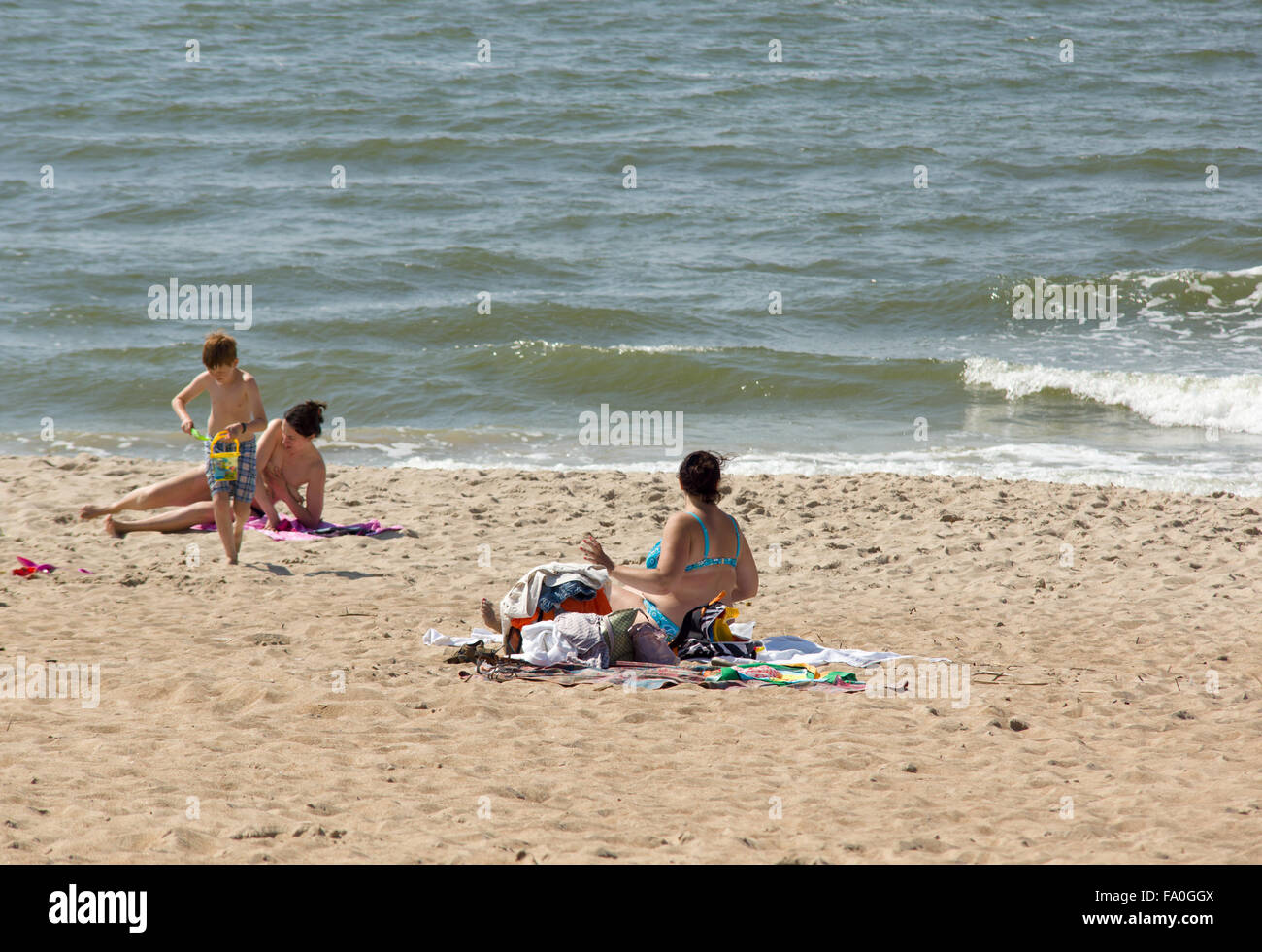 Affluenza di turisti a Palanga sulla spiaggia di Agosto 02, 2015 a Palanga, Lituania. Foto Stock
