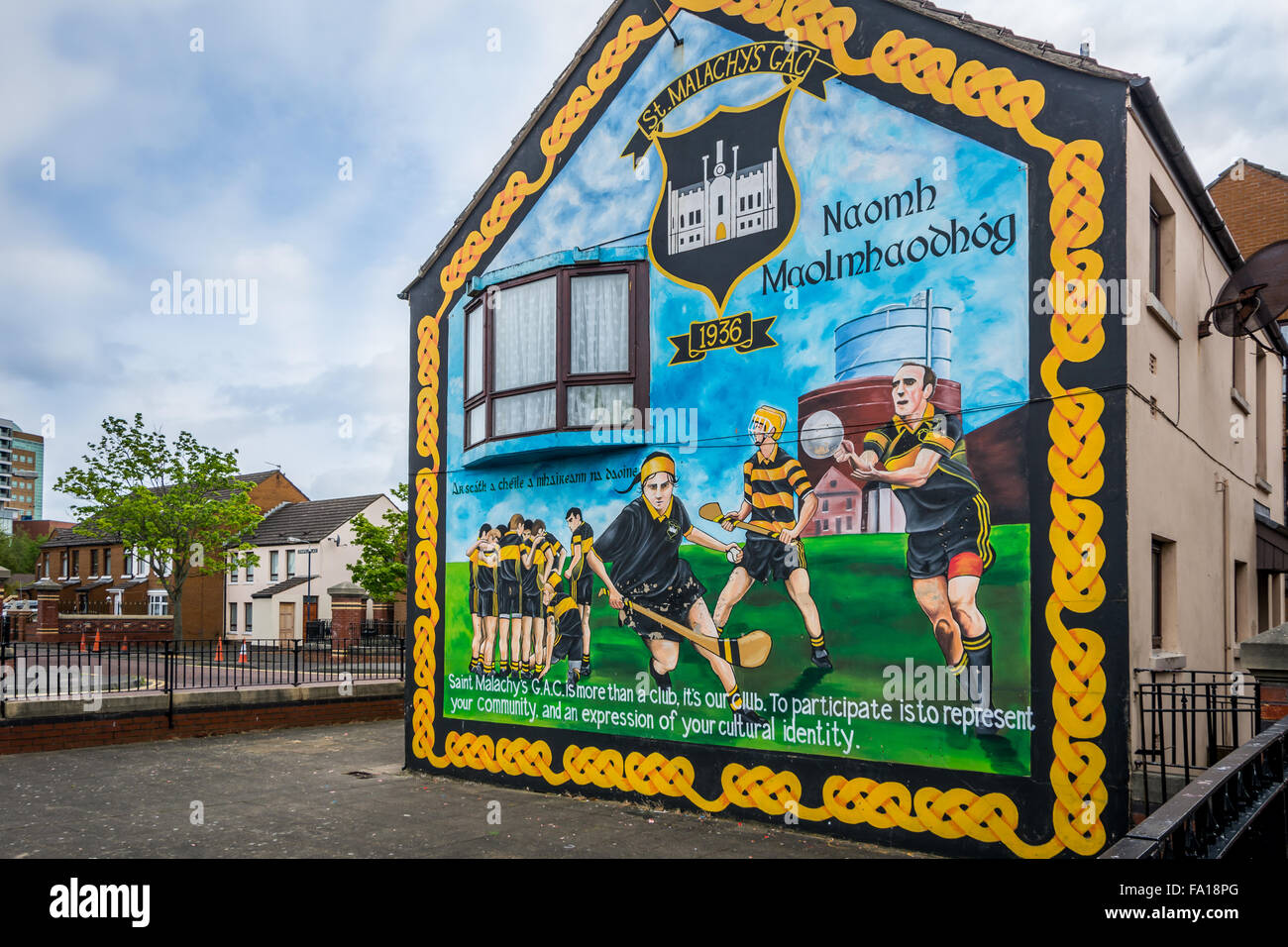 San Malachia's GAA Murale in mercati zona di Belfast Foto Stock