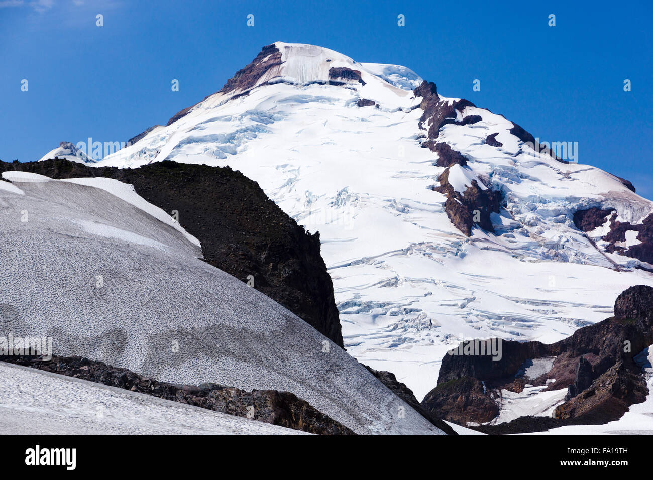 Mount Baker (a.k.a. Koma La corale Kulshan). Mt. Baker-Snoqualmie Foresta Nazionale, Washington, Stati Uniti Foto Stock