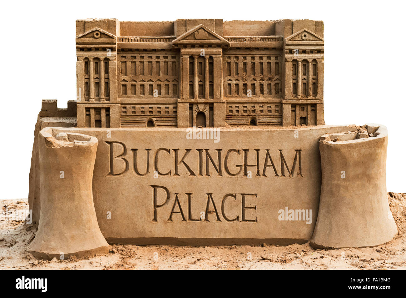 La scultura di sabbia del Buckingham Palace piccolo modello miniaturizzato con tracciato di ritaglio Foto Stock
