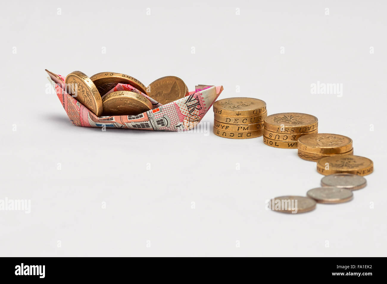 Gli investimenti dei fondi pensione ricchezza successo concetto astratto di crescita in barca Foto Stock