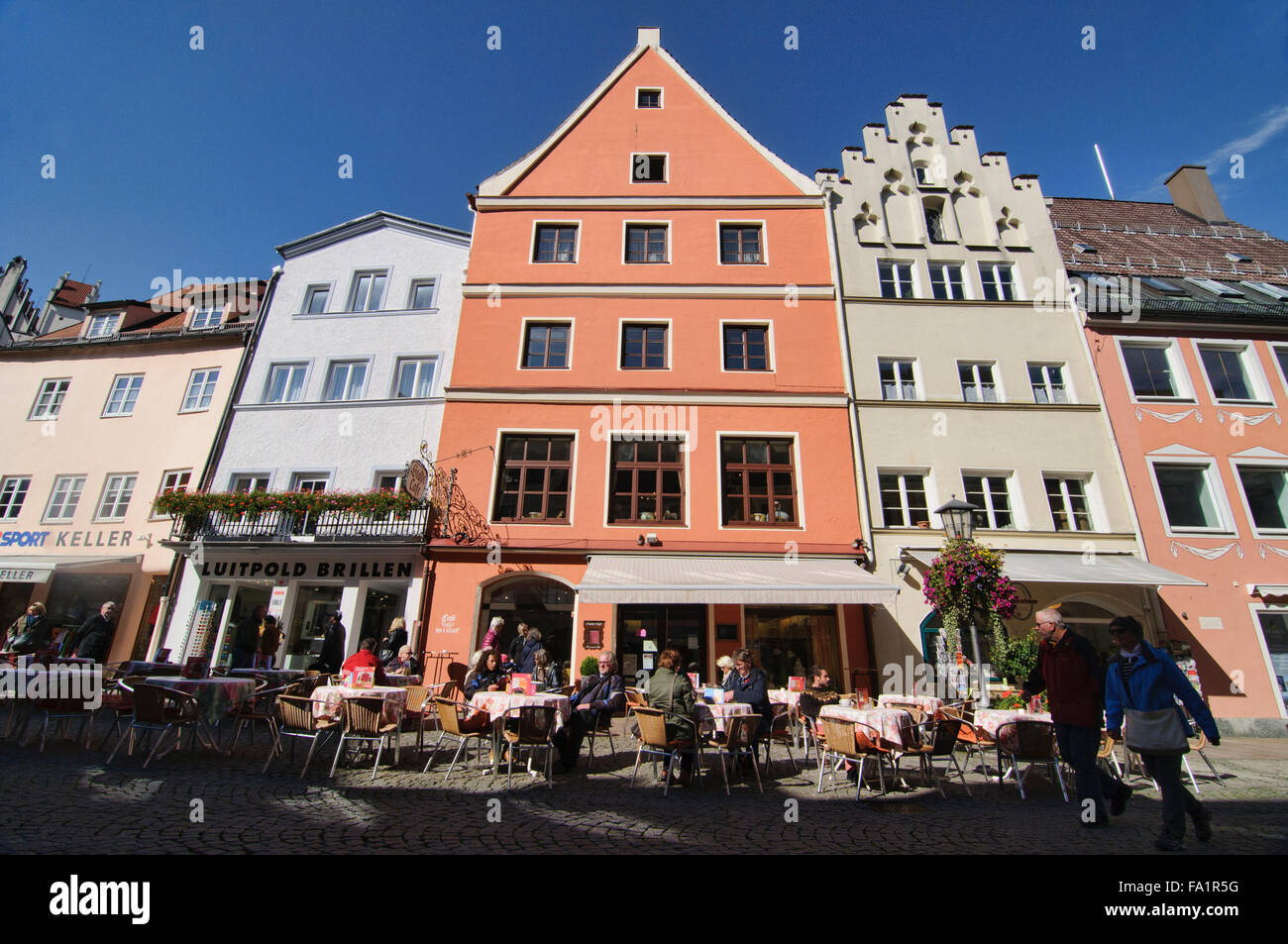 Le scene nel centro della città vecchia di Fussen, Germania Foto Stock