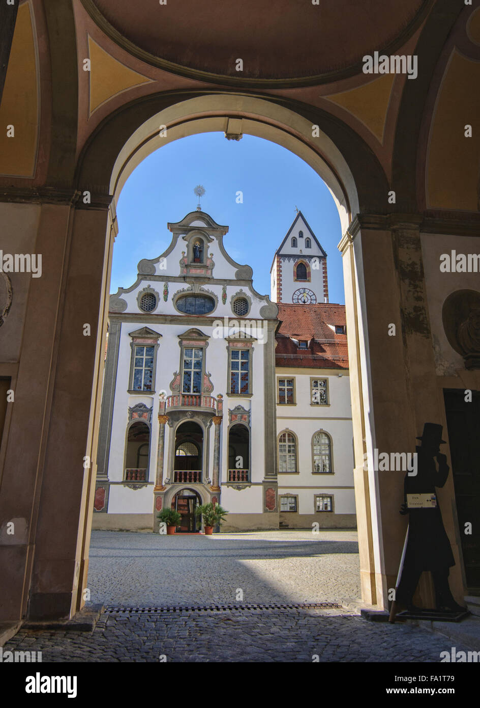 La chiesa nella città vecchia di Fussen, Germania Foto Stock