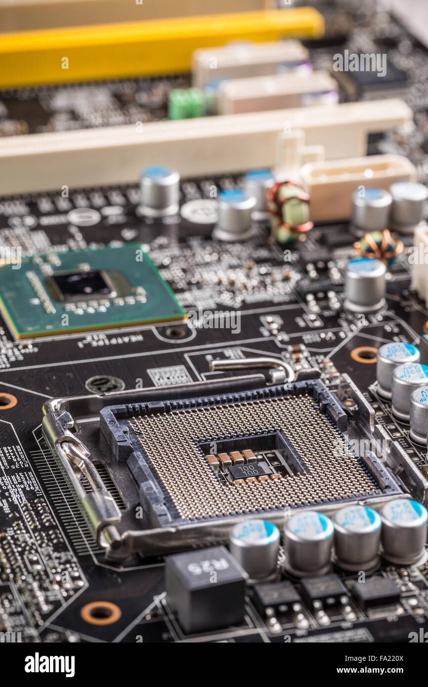 Scheda a circuito elettronico con socket di processore Foto Stock
