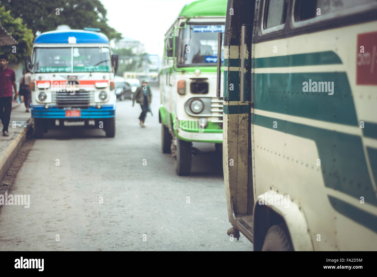 Gli autobus vintage di Yangon, MYANMAR Birmania Foto Stock