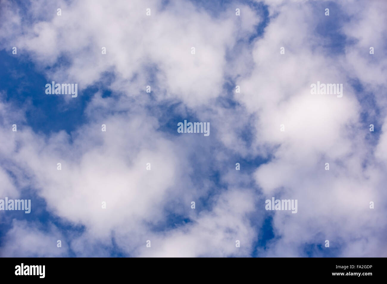 Vista aerea, Cielo nuvoloso, cumulants cumulus nubi con cielo blu e nuvole di tempesta, Soest, Soest Börde, Bad Sassendorf, Foto Stock