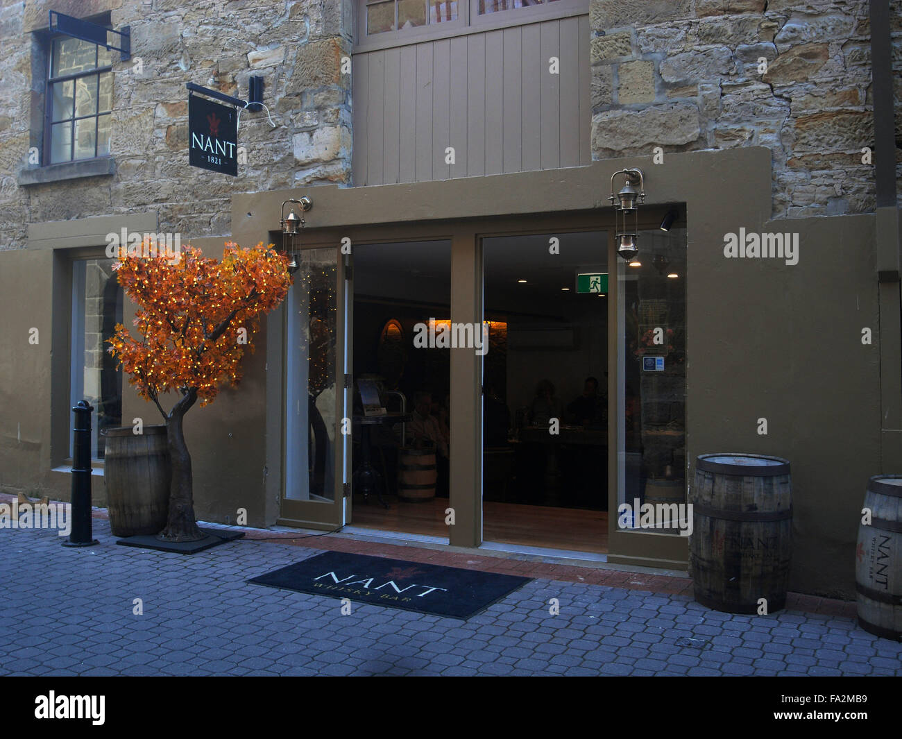 Nant distilleria di whisky bar in Salamanca Place, Hobart, Tasmania. N. PR o MR Foto Stock