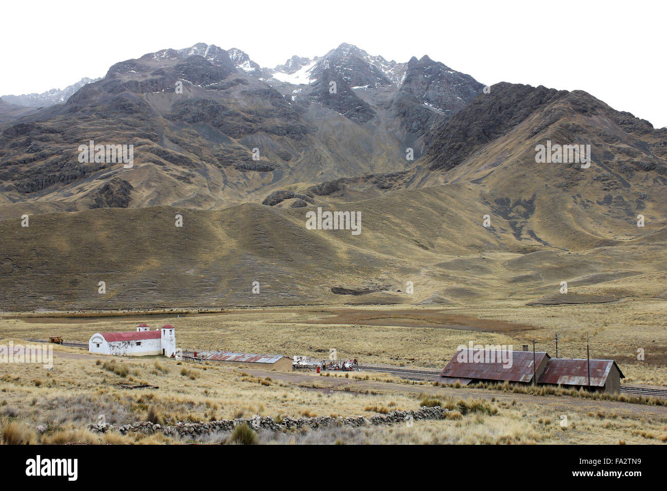Abra La Raya, alta altitudine Pass Ferroviario tra Puno e Cuzco, Perù Foto Stock