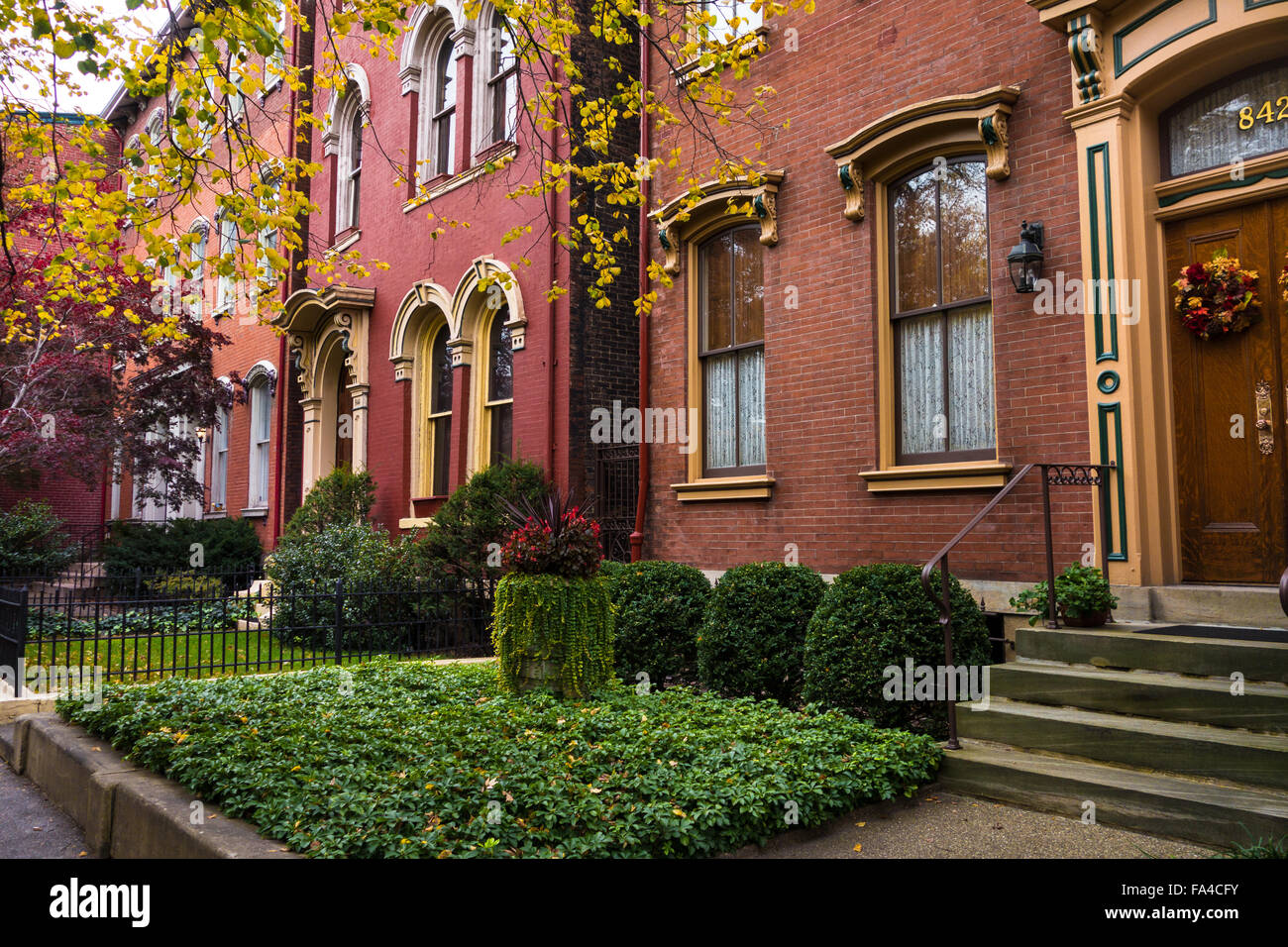 Maestoso stile vittoriano case in Pittsburgh, Pennsylvania nord della zona laterale. Foto Stock