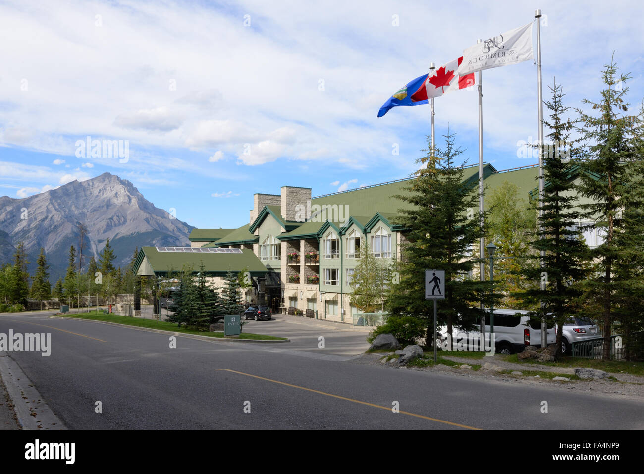 Il Rimrock Resort Hotel in posizione pittoresca del Parco Nazionale di Banff, Alberta, Canada. Foto Stock