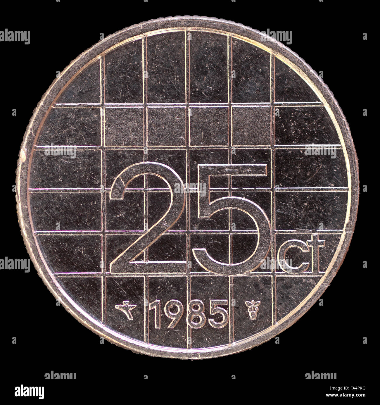 La faccia di coda di 25 CENTESIMI DI FIORINO, di monete emesse dai Paesi Bassi nel 1985. Immagine isolata su sfondo nero Foto Stock