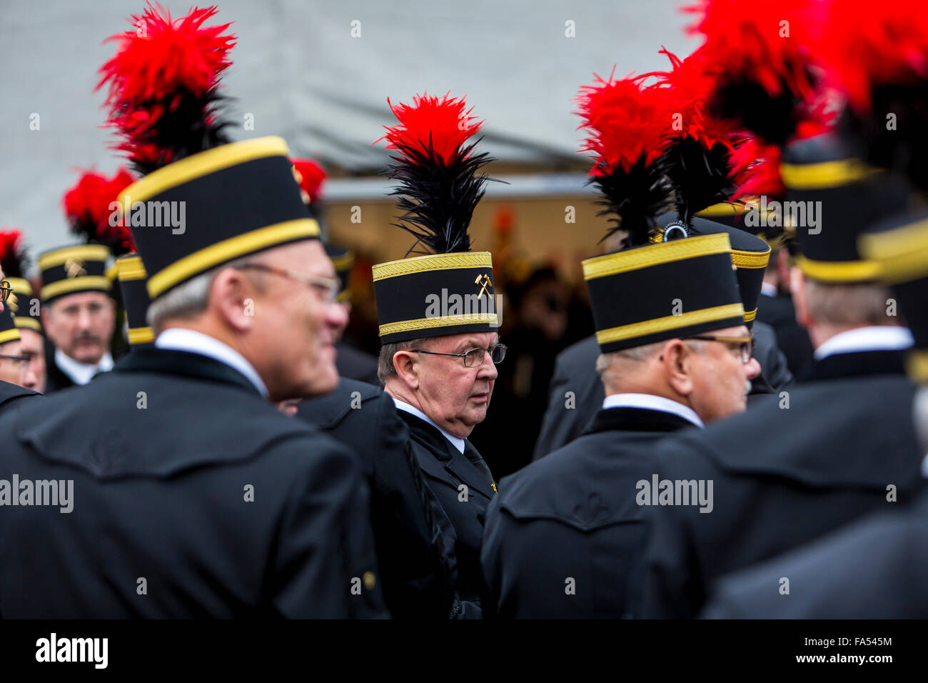 Il minatore coro presso la cerimonia di chiusura della miniera Auguste Victoria, a Marl, Germania, la miniera è stata chiusa dopo 116 anni Foto Stock