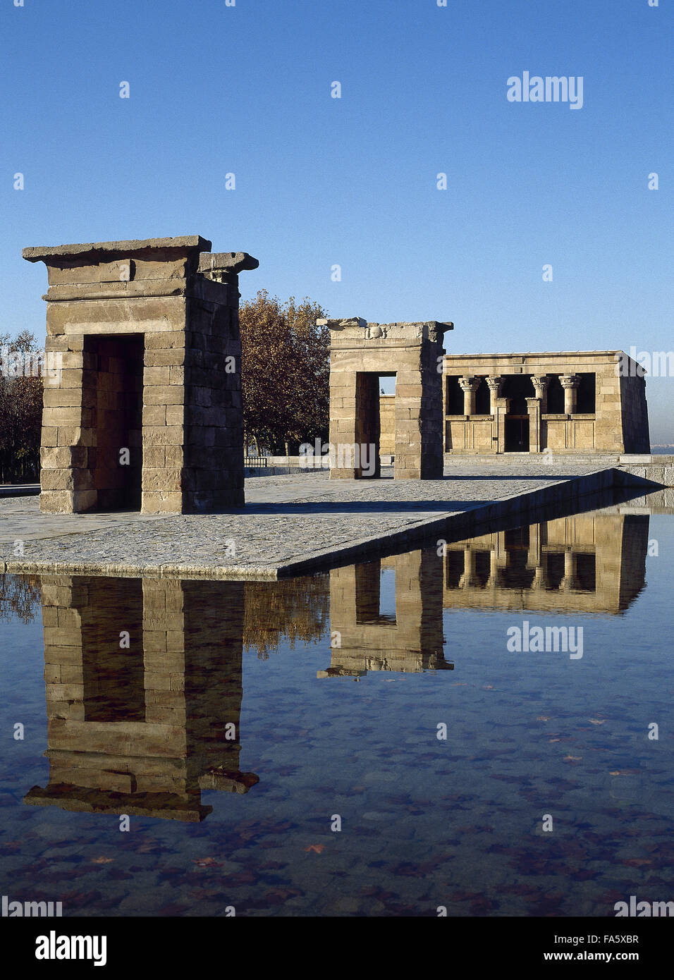 Spagna. Madrid. Tempio di Debod. Antico tempio egizio che è stato smontato e ricostruito a Madrid nel 1968. Dall'Egitto meridionale, vicino a Aswan. Costruito 200 BC. West Park. Foto Stock