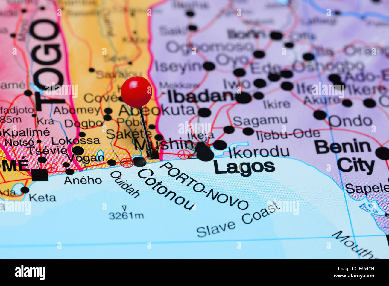 Porto Novo imperniata su una mappa di Africa Foto Stock