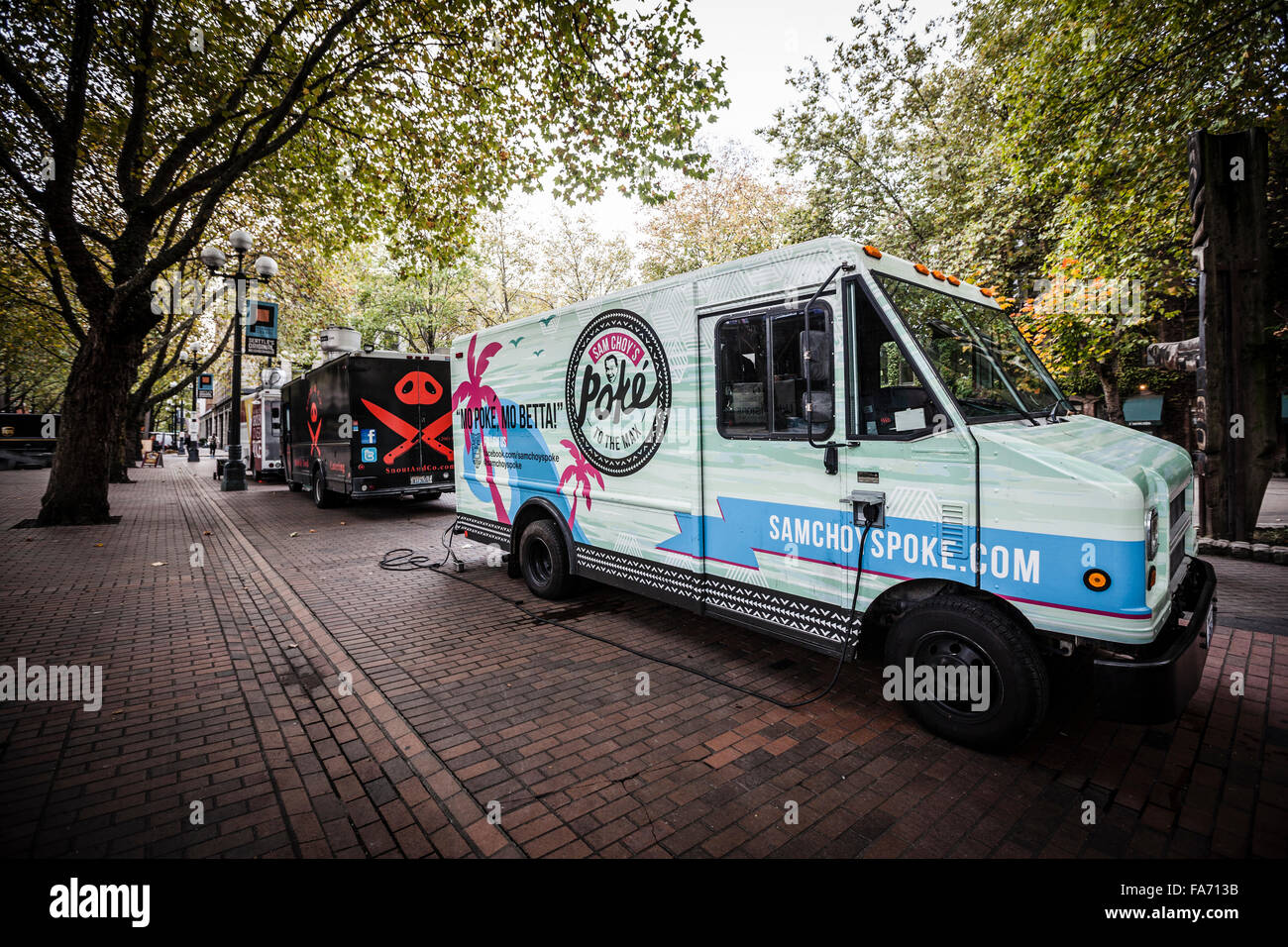 Popolare i carrelli di cibo nelle strade di Seattle, nello Stato di Washington Foto Stock