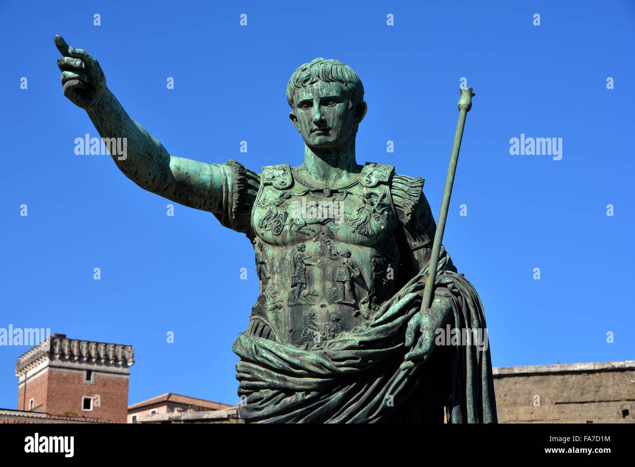 Caesar Augustus, statua in bronzo del primo imperatore di Roma e padre della nazione Foto Stock