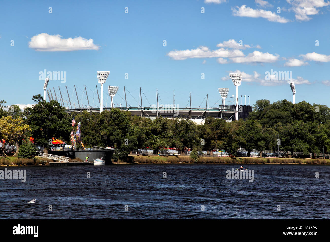 Melbourne Cricket Ground e il fiume Yarra a Melbourne, Victoria, Australia. Foto Stock