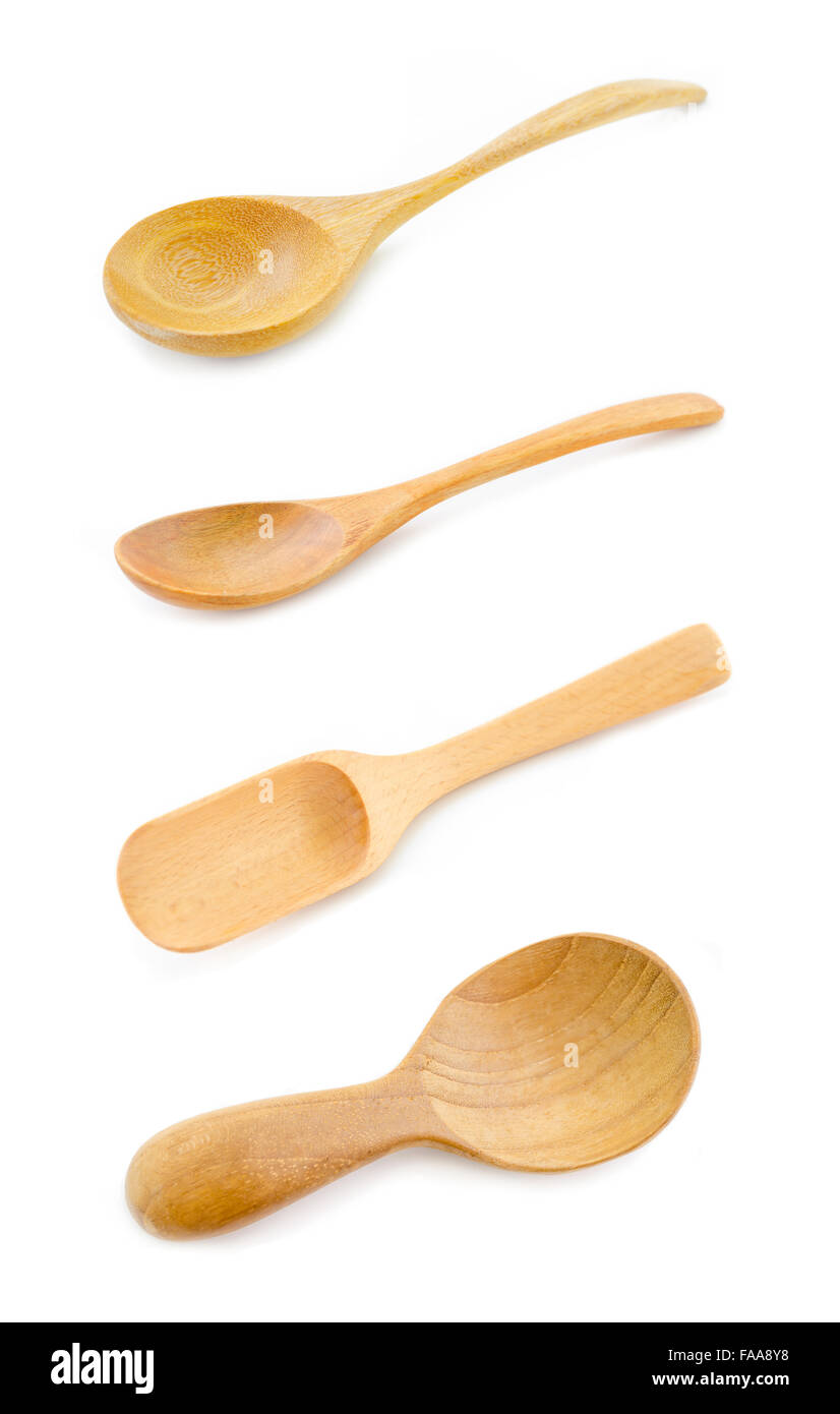Set di cucchiaio di legno isolato su sfondo bianco. Foto Stock