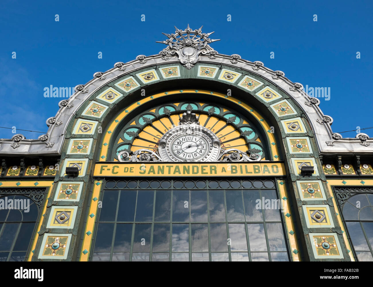 Santander Stazione ferroviaria Bilbao Spagna Foto Stock