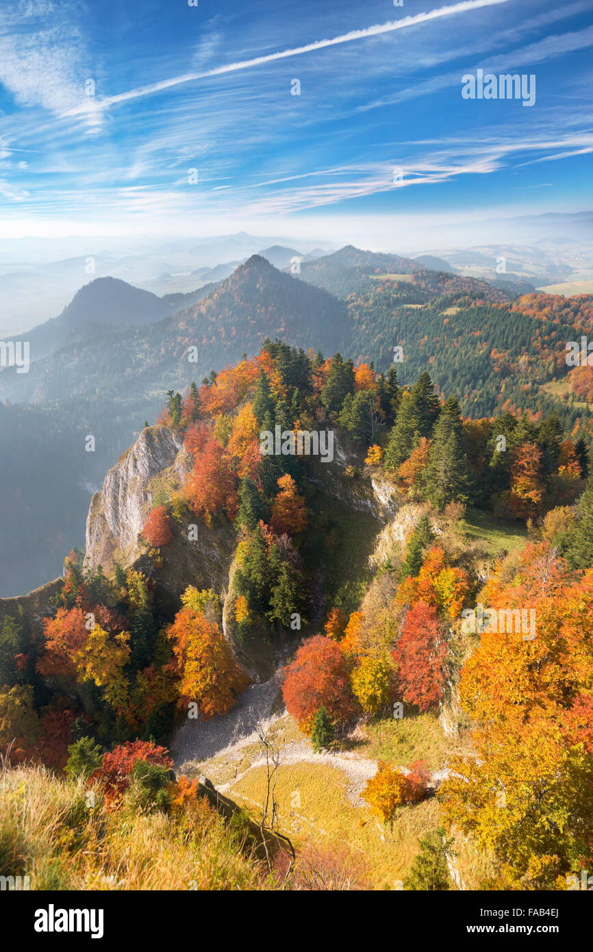 Pieniny Montagne, Vista Da Trzy Korony picco, Polonia Foto Stock