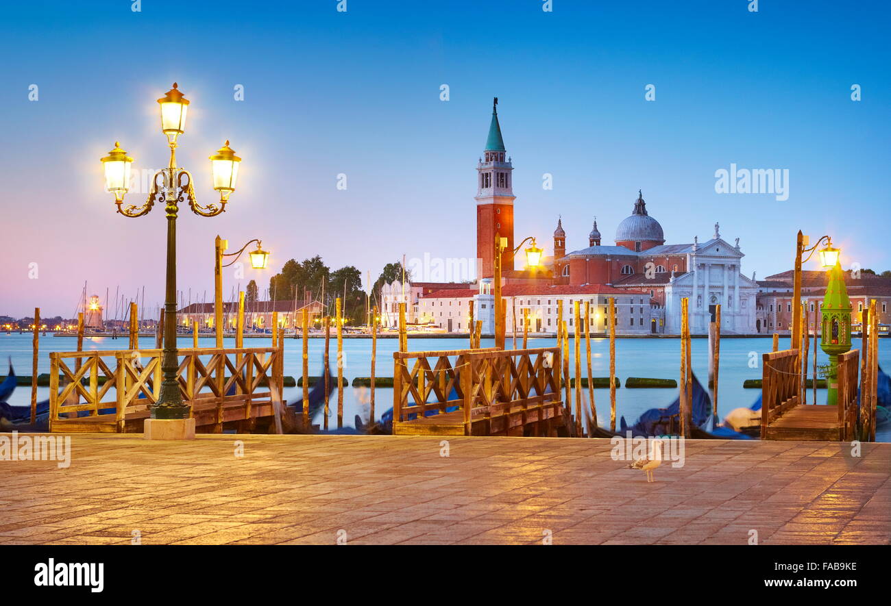 Venezia San Marco a sera - Vista sulla Cattedrale di San Giorgio Maggiore, Venezia, Italia Foto Stock