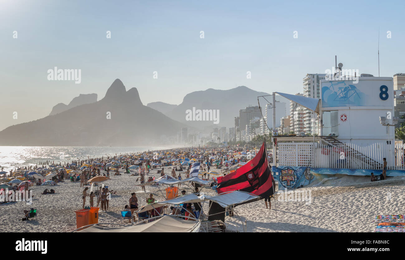 La spiaggia di Ipanema a Rio de Janeiro in Brasile Foto Stock