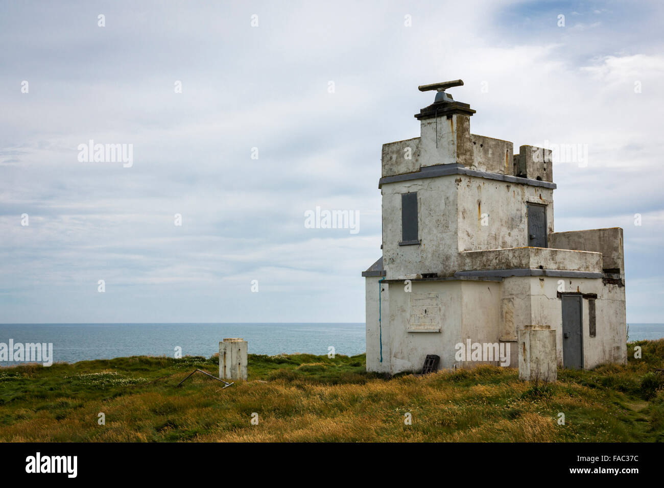 La vecchia stazione di guardacoste, Dunmore East, nella contea di Waterford, Irlanda Foto Stock