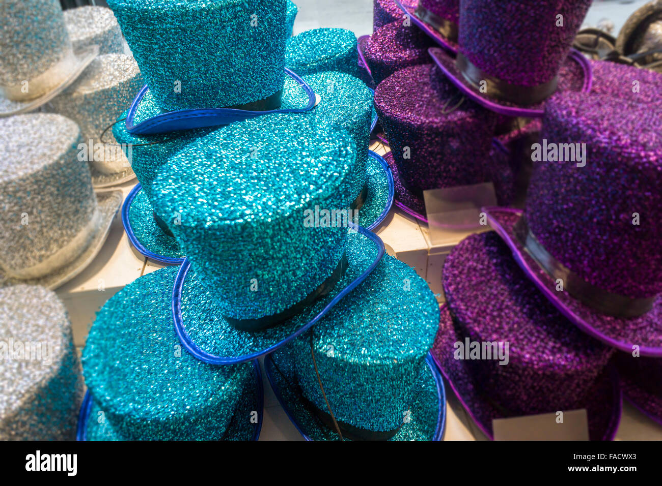 Un negozio a New York vende deve avere Capodanno accessori su Sabato, Dicembre 26, 2015. (© Richard B. Levine) Foto Stock