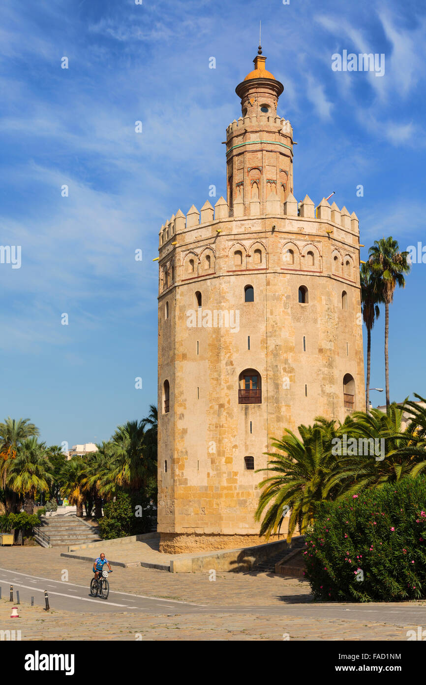 Siviglia, provincia di Siviglia, in Andalusia Spagna meridionale. Torre del Oro: la Torre del Oro Foto Stock
