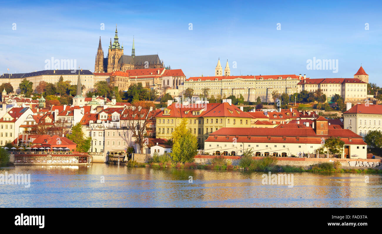 Il Castello di Praga, la Citta' Vecchia di Praga, Repubblica Ceca Foto Stock
