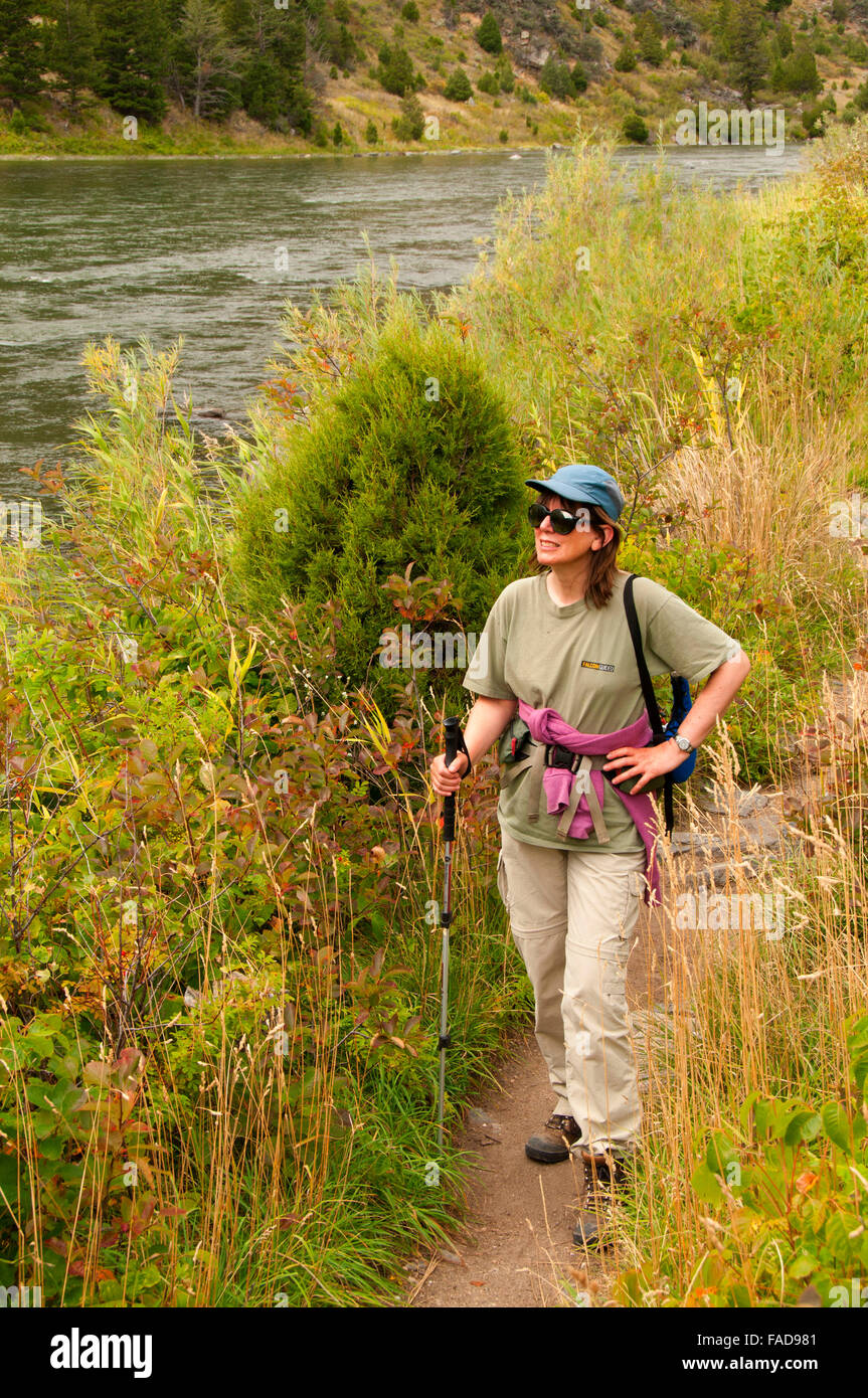 Il sentiero lungo il fiume Madison in trappola Bear Canyon, Lee Metcalf Wilderness Area-Bear trappola unità Canyon, Montana Foto Stock