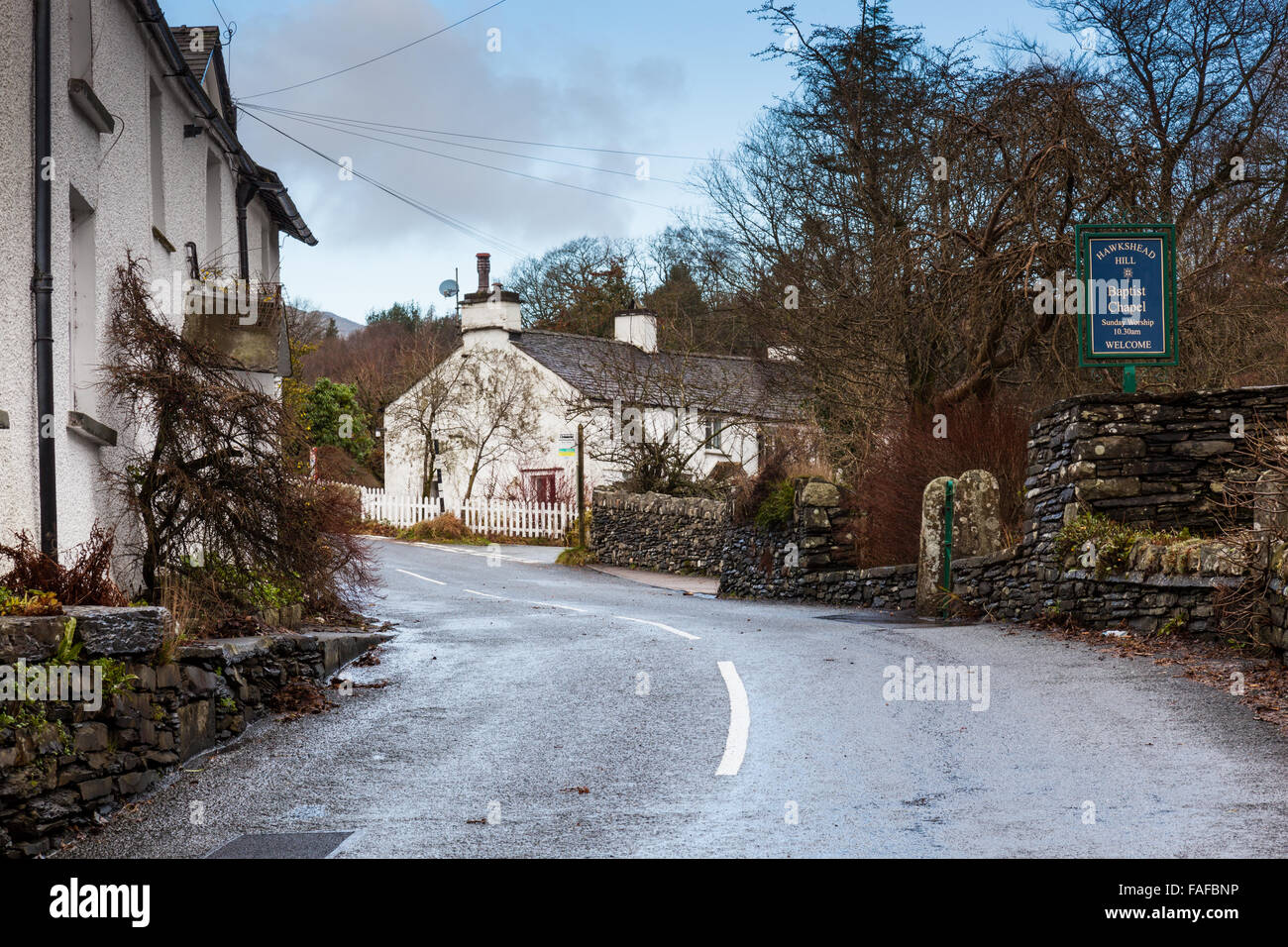 La piccola frazione di Hawkshead Hill, tra Hawkshead e Coniston nel distretto del lago, Cumbria Foto Stock