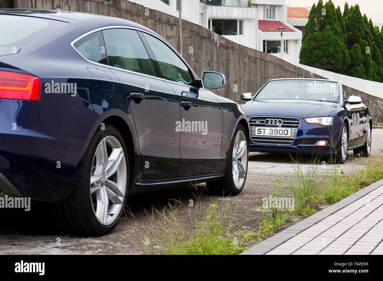 Hong Kong Cina giu 3, 2014 : Audi S5 e S5 Cabriolet 2014 test drive su giu 3 2014 a Hong Kong. Foto Stock