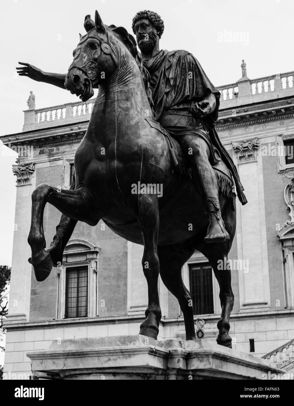 La statua equestre di Marco Aurelio è un antica statua romana in Campidoglio, Roma, Italia. Foto Stock