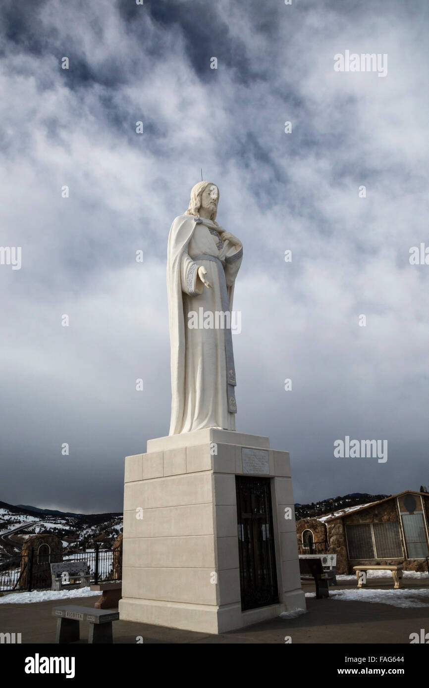Golden, Colorado - Una statua di Gesù alla Madre Cabrini santuario sul Monte Lookout al di sopra di Denver. Foto Stock