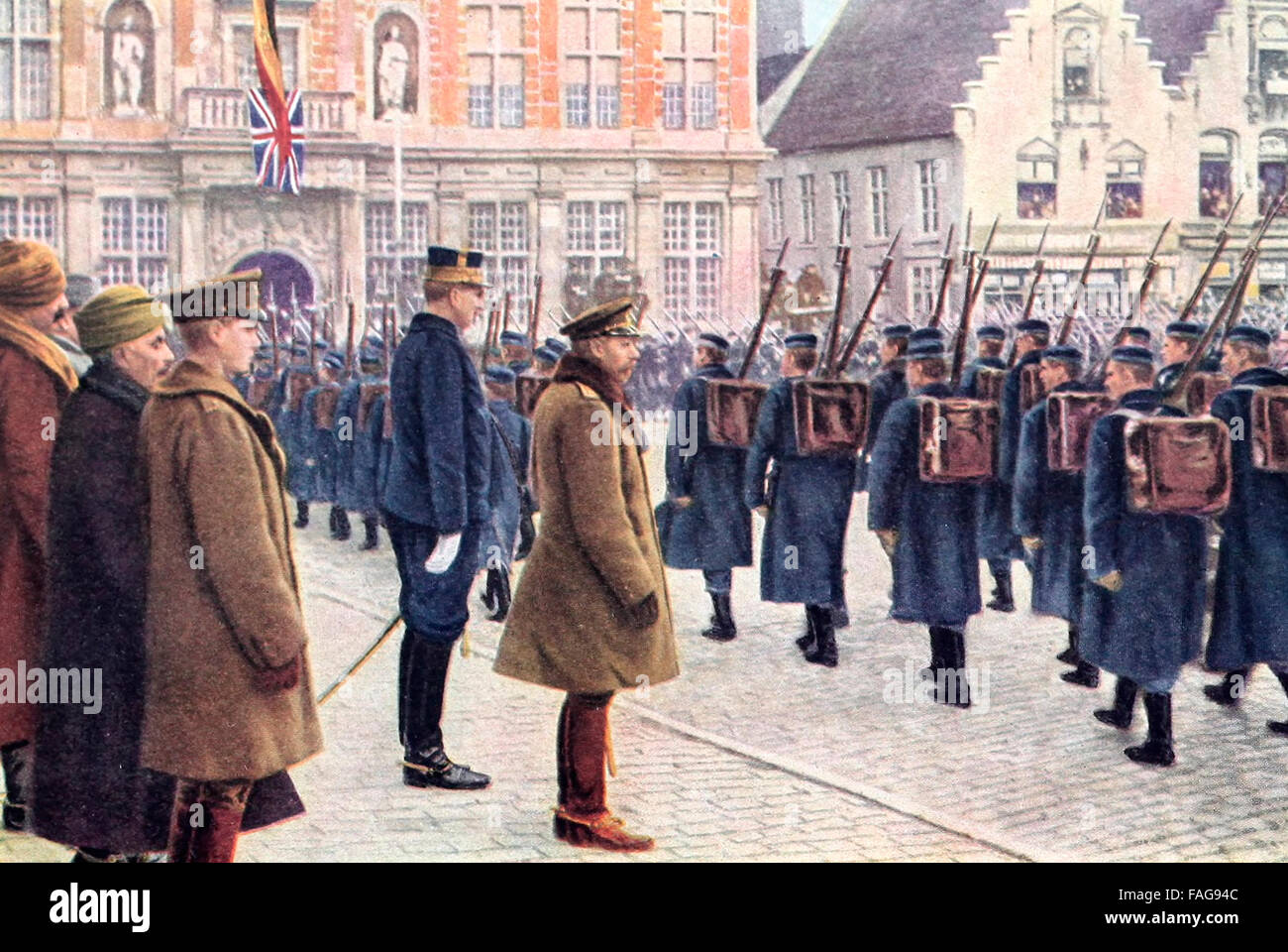 King George V della Gran Bretagna e del re Alberto del Belgio ispezione belga truppe. La gioventù è il Principe di Galles, e accanto a lui è il maggiore generale Pertab Singh dell'esercito indiano. La prima guerra mondiale Foto Stock