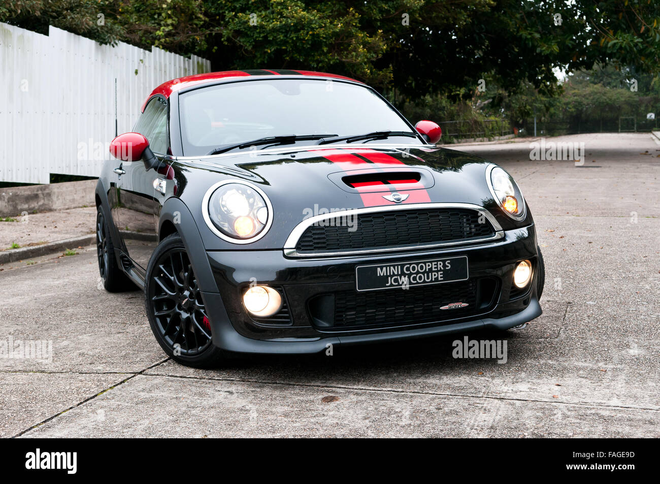 Hong Kong Cina Feb 14, 2012 : Mini Cooper S JCW Coupe test drive su Feb 14 2012 a Hong Kong. Foto Stock