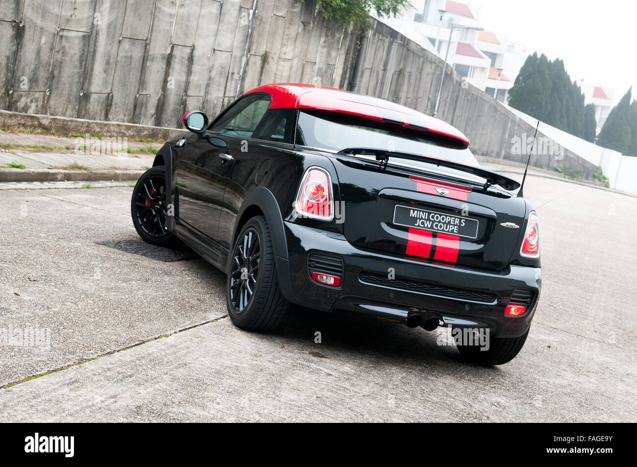 Hong Kong Cina Feb 14, 2012 : Mini Cooper S JCW Coupe test drive su Feb 14 2012 a Hong Kong. Foto Stock